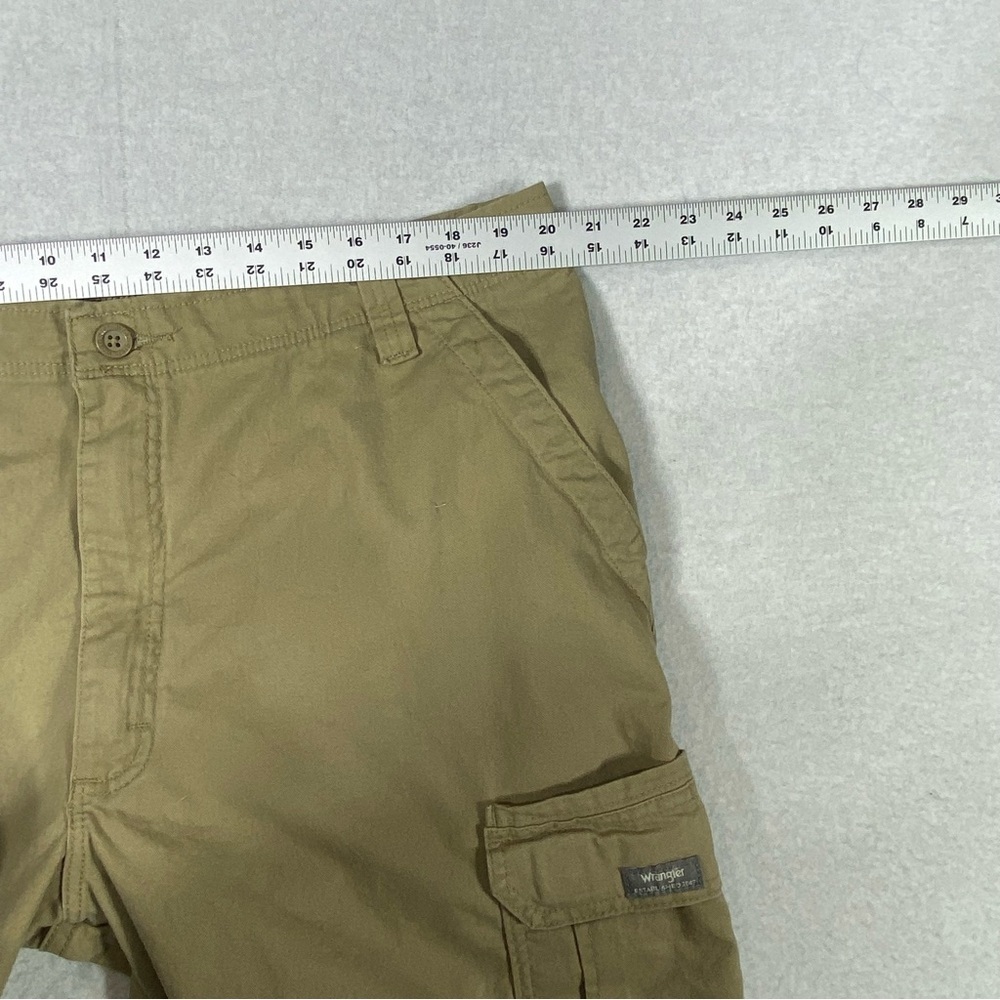 Wrangler Relaxed Fit Cargo Pants Men's 40x30 Khaki Beige Rugged Utility Casual - Picture 10 of 12
